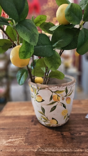 Béžový keramický obal na kvetináč s citrónmi Lemonio S - Ø14*14 cm